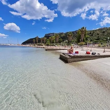 Exclusive Luxury Poetto 4*