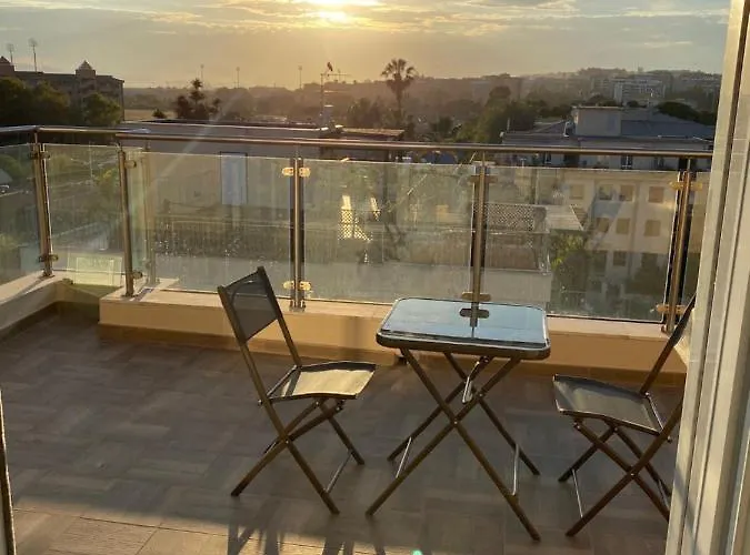 Exclusive Luxury Poetto 4* カリアリ